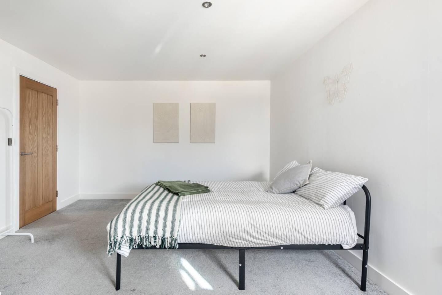 Apartmán Luxurious 3-Bed Penthouse In Sheffield Handsworth Exteriér fotografie